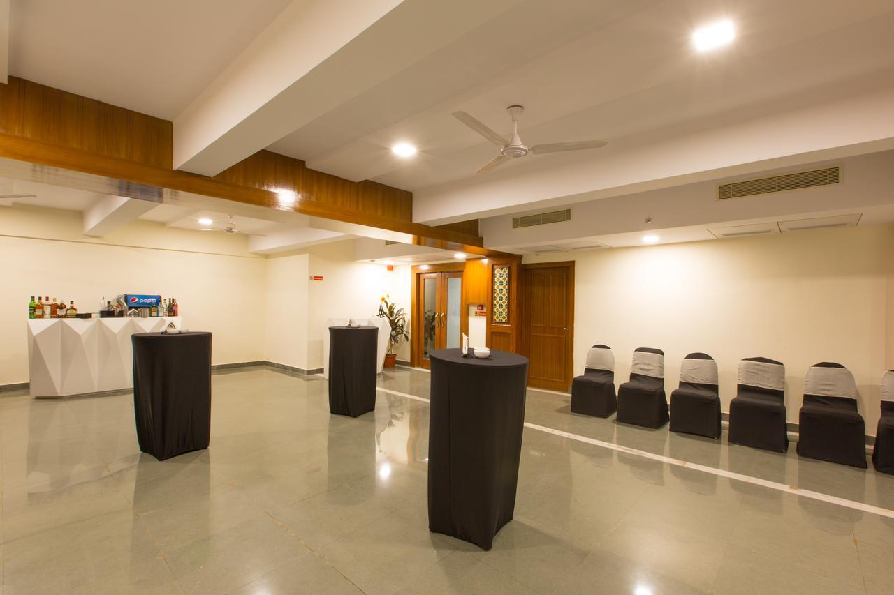 Viva Hotel Near Madgaon Railway Station Exterior photo
